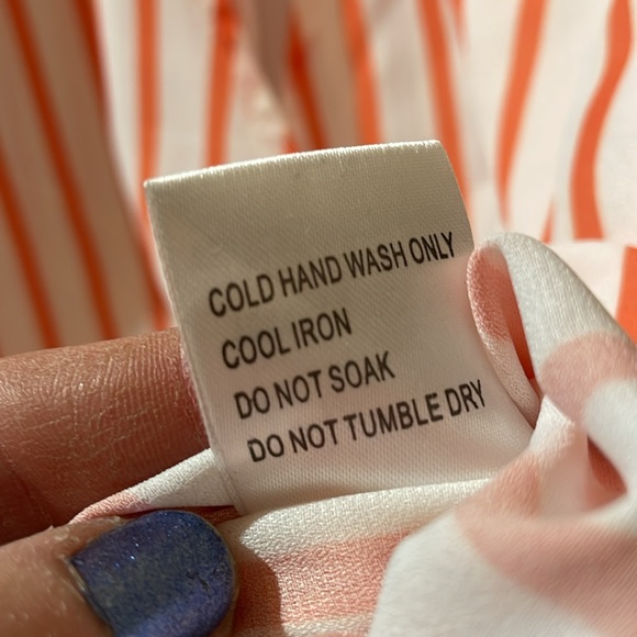 A size large, orange, and white, beautifully detailed parallel lines - Picture 10 of 10